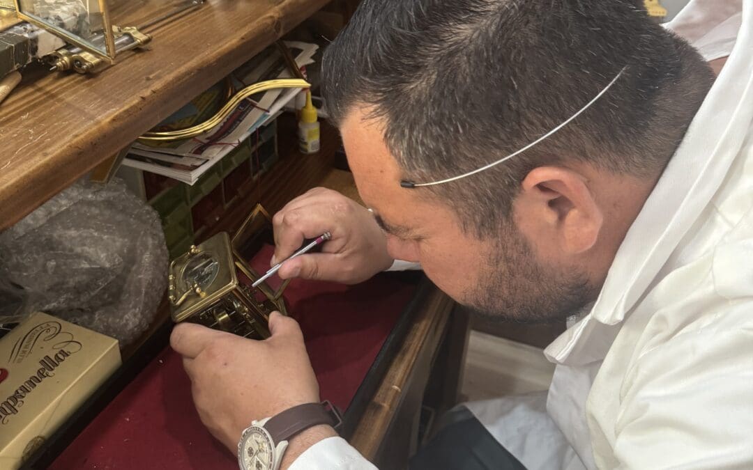 Pourquoi une horloge retarde ou avance ?