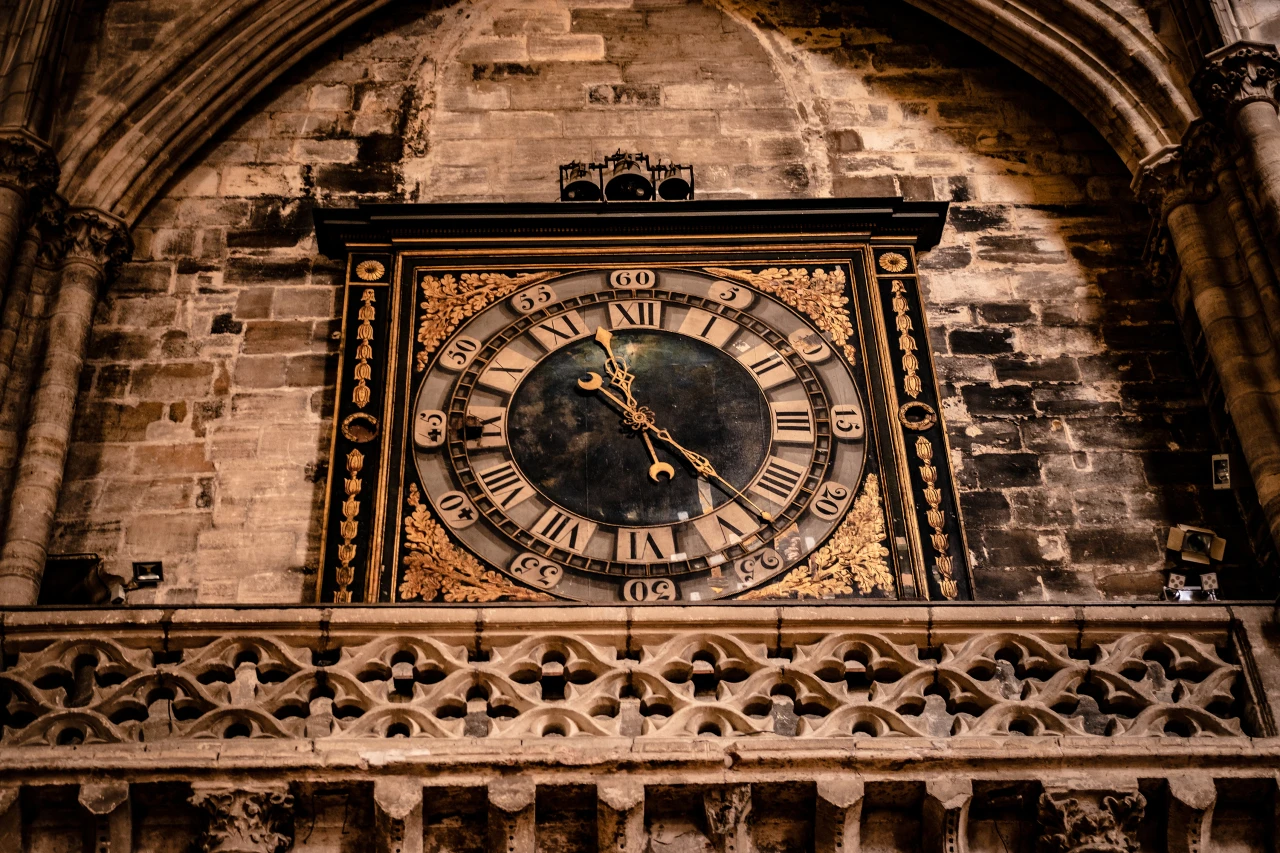 Réparartion horloge reims